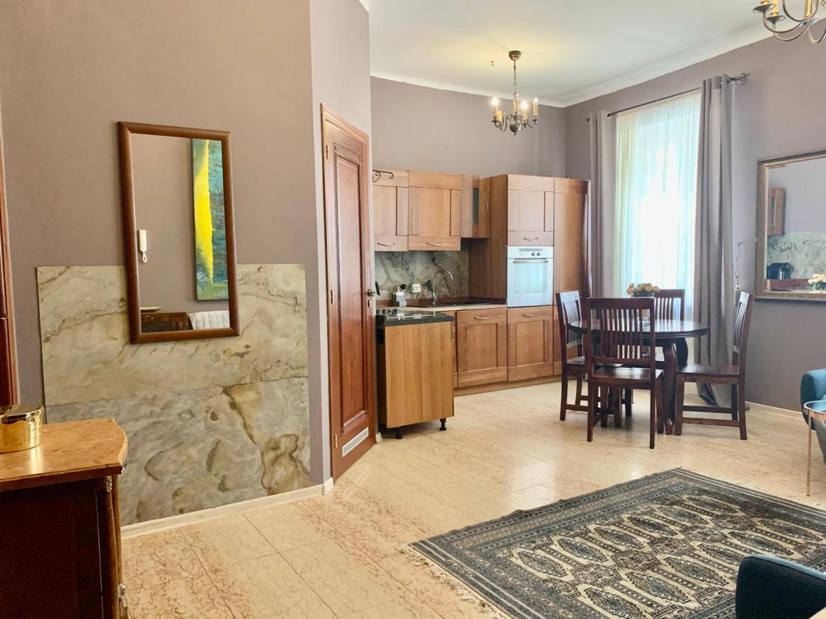 Beautiful And Charming Apartment In The Heart Of The Old Town Warszawa Eksteriør bilde